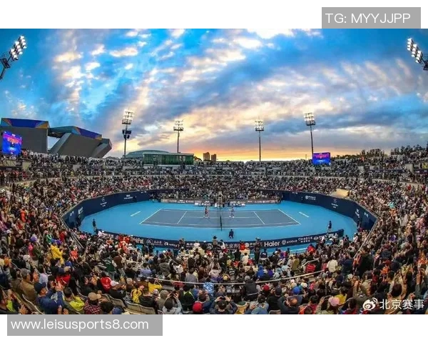南京足球场周边美食与休闲活动推荐让你尽享精彩赛事体验